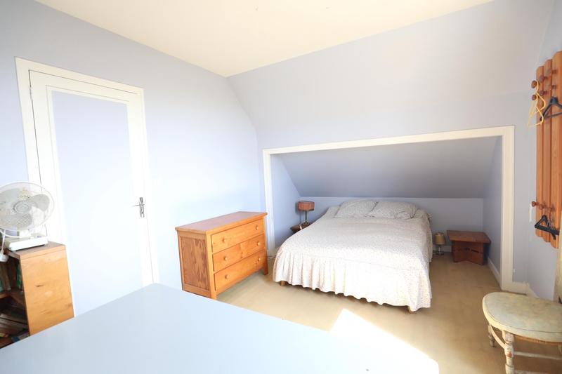 Maison - 161 m² - 7 pièces