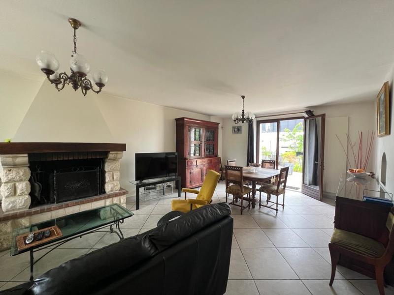 Maison - 168 m² - 5 pièces