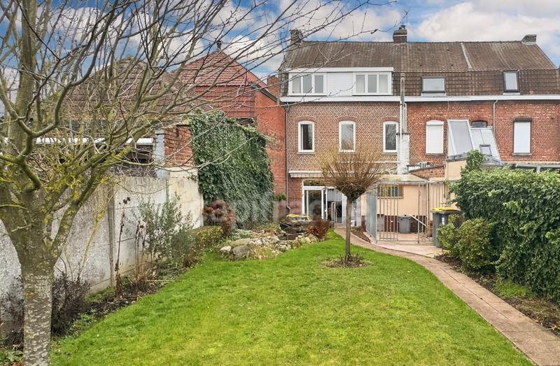 Maison de ville - 148 m² - 6 pièces