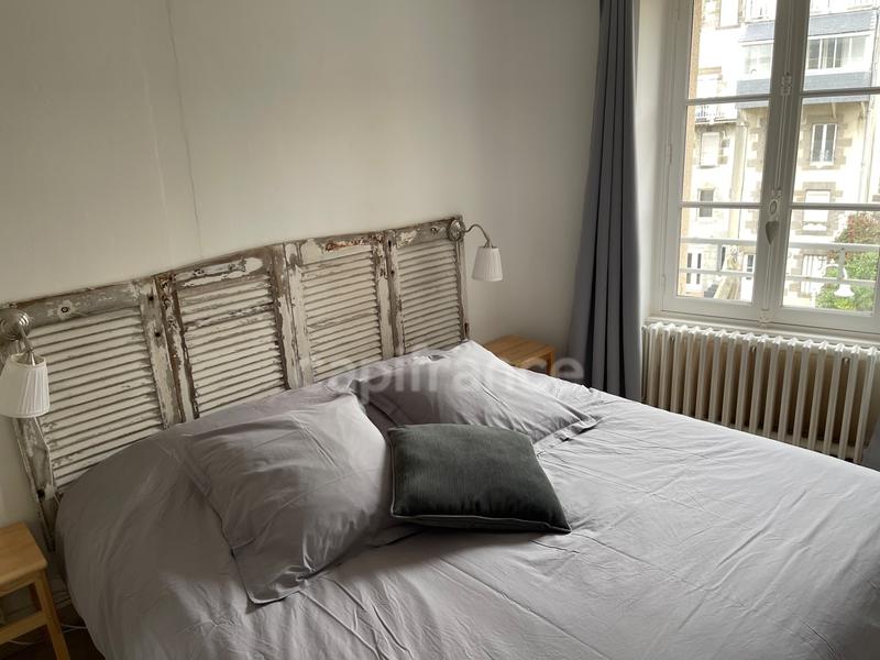 Appartement ancien - 65 m² - 3 pièces