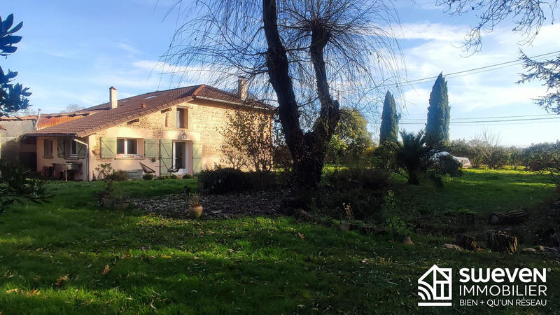 Maison ancienne - 210 m² - 6 pièces