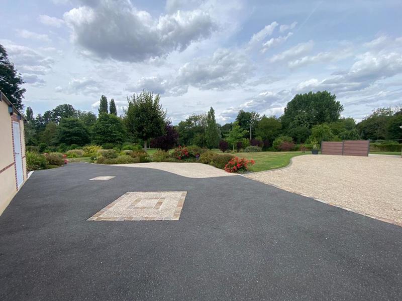 Maison - 273 m² - 5 pièces