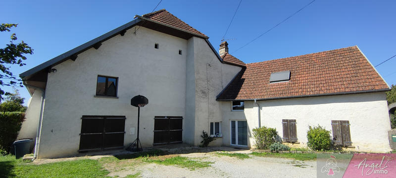 Maison de village - 220 m² - 7 pièces