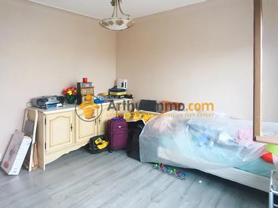 Appartement - 94 m² - 4 pièces