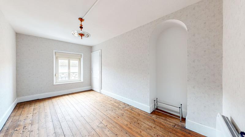 Maison - 206 m² - 9 pièces