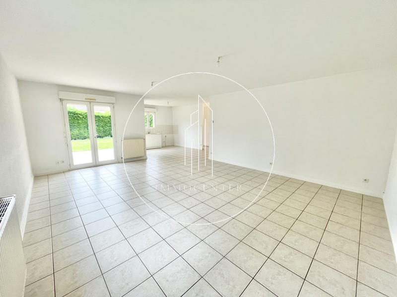 Maison - 103 m² - 4 pièces