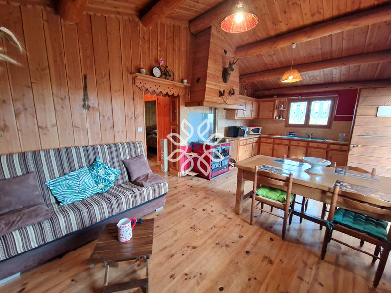 Propriété - 223 m² - 7 pièces