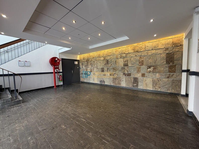 Bureau - 70 m² - 2 pièces