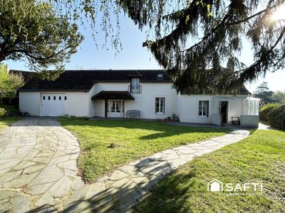 Maison - 159 m² - 7 pièces