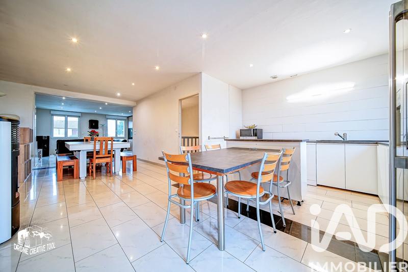 Maison - 185 m² - 6 pièces