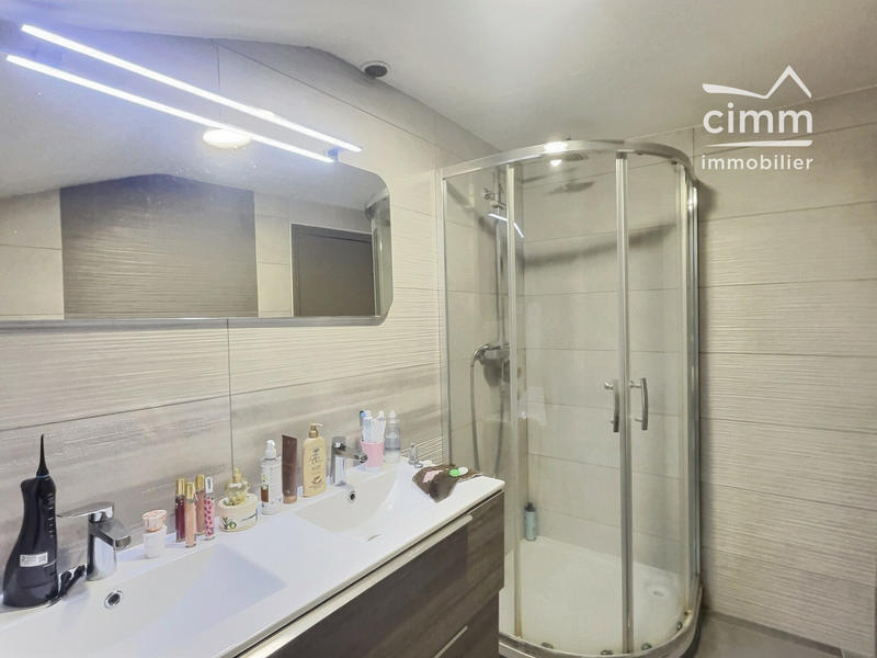 Appartement - 84 m² - 3 pièces