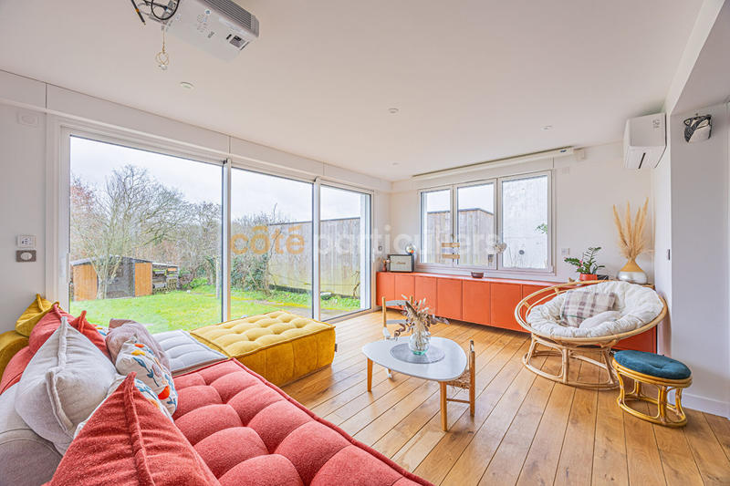 Maison - 138 m² - 6 pièces