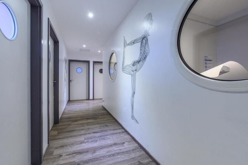 Local commercial - 265 m² - 12 pièces