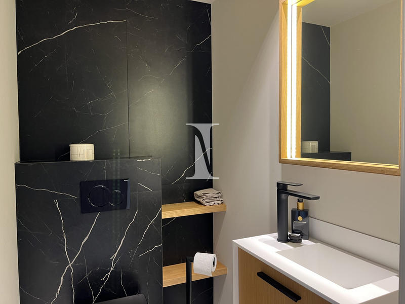 Appartement - 90 m² - 3 pièces