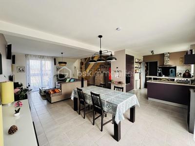 Maison - 100 m² - 5 pièces