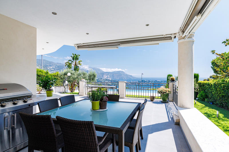 Maison - 350 m² - 7 pièces