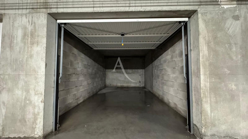 Parking - 17 m²