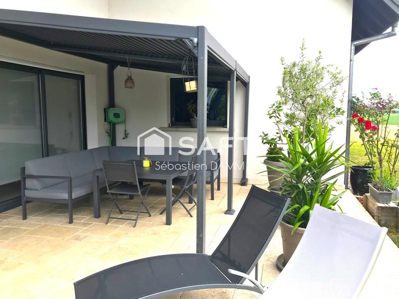 Maison - 251 m² - 11 pièces