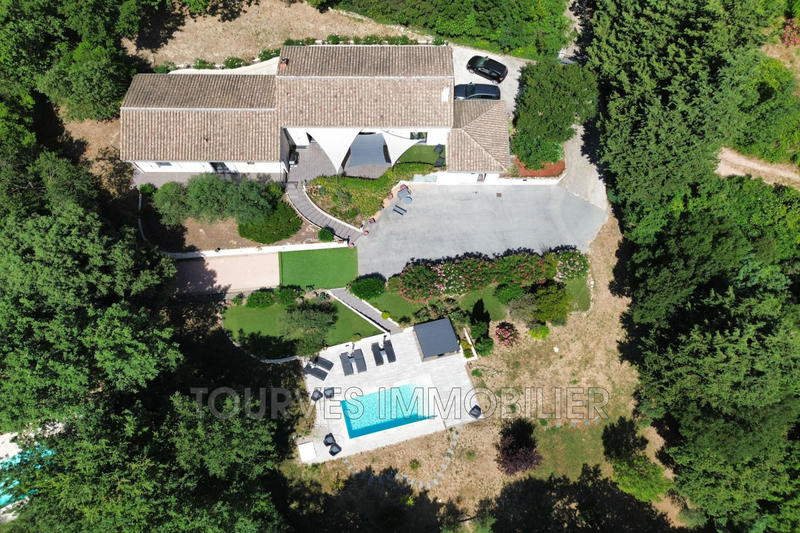 Villa - 226 m² - 5 pièces