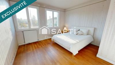 Maison - 88 m² - 4 pièces