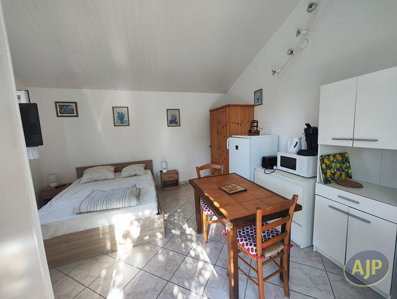 Maison - 97 m² - 6 pièces