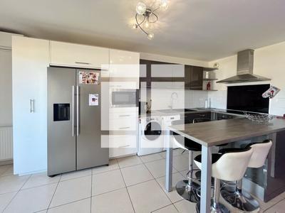 Appartement - 79 m² - 4 pièces