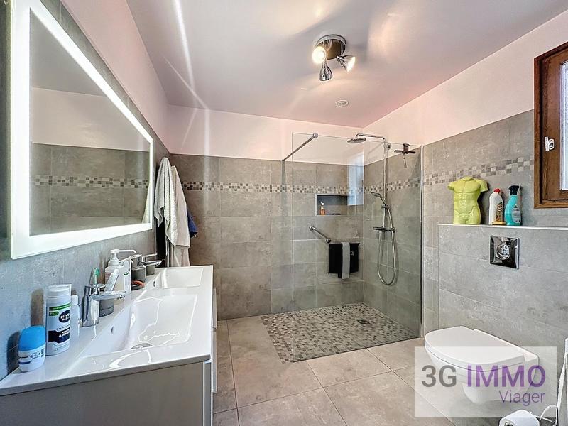 Viager - Villa - 210 m² - 8 pièces