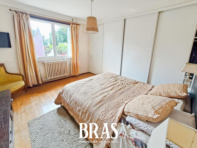 Appartement - 141 m² - 4 pièces