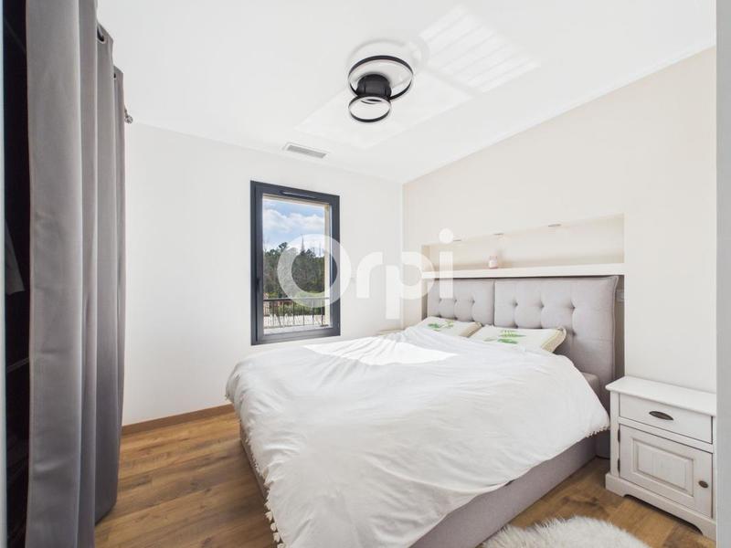 Maison - 150 m² - 4 pièces