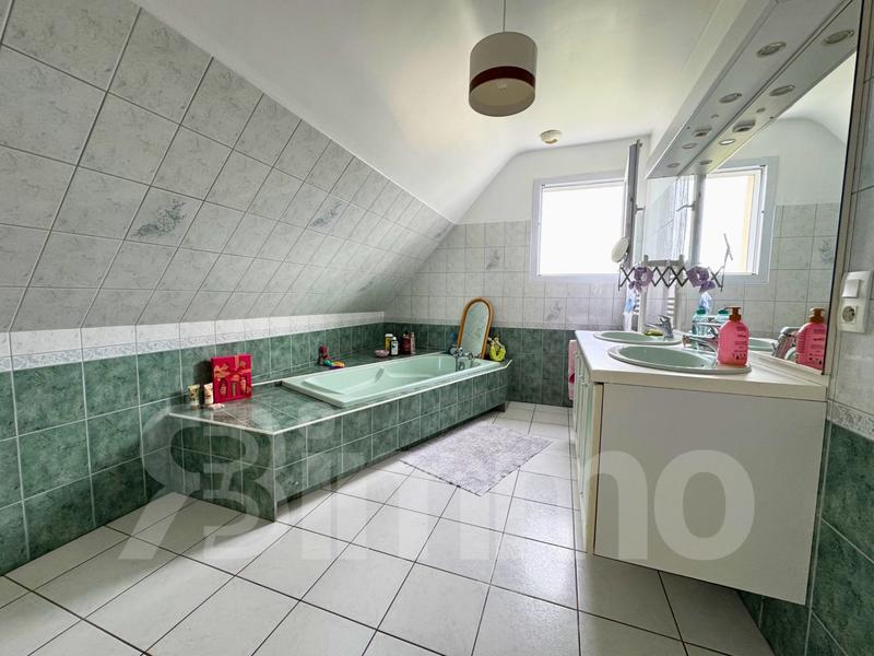 Maison ancienne - 146 m² - 6 pièces