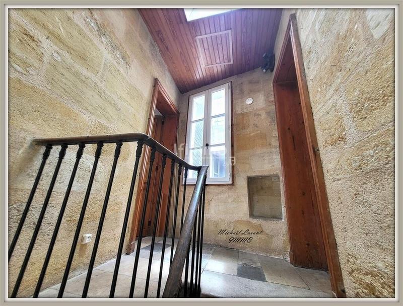 Maison en pierre - 146 m² - 6 pièces