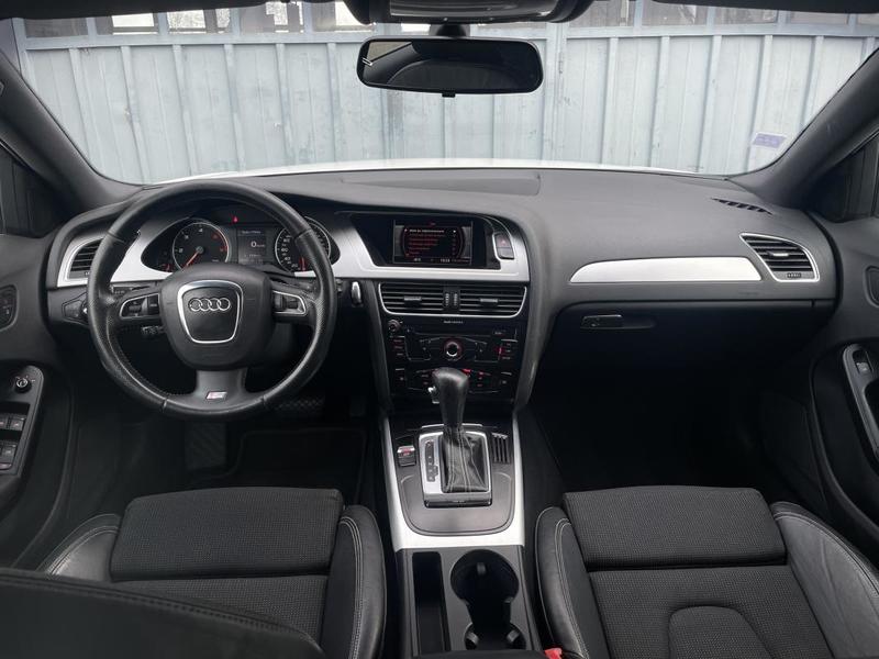 Audi A4 Avant 2.0 Tdi 140ch s line Multitronic