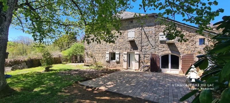 Maison en pierre - 170 m² - 6 pièces