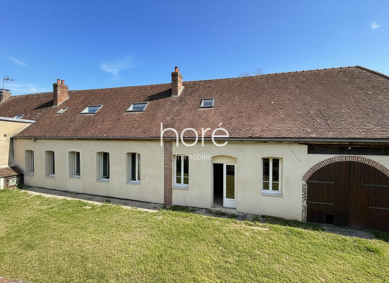 Maison - 255 m² - 8 pièces