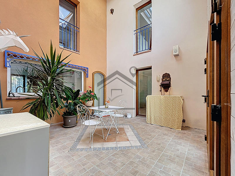 Villa - 161 m² - 7 pièces