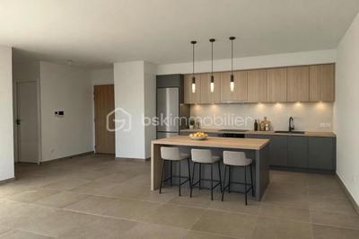 Appartement - 78 m² - 3 pièces