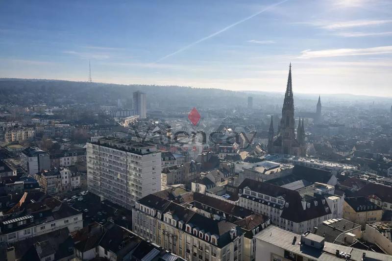 Appartement - 105 m² - 5 pièces