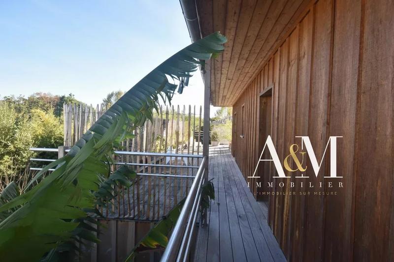 Maison - 148 m² - 6 pièces