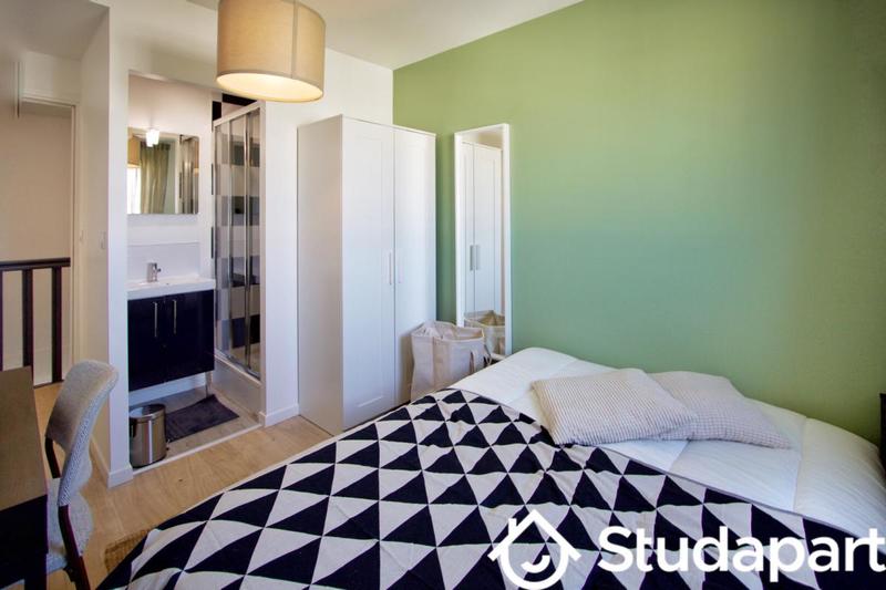 Chambre - 9 m² - 1 pièce