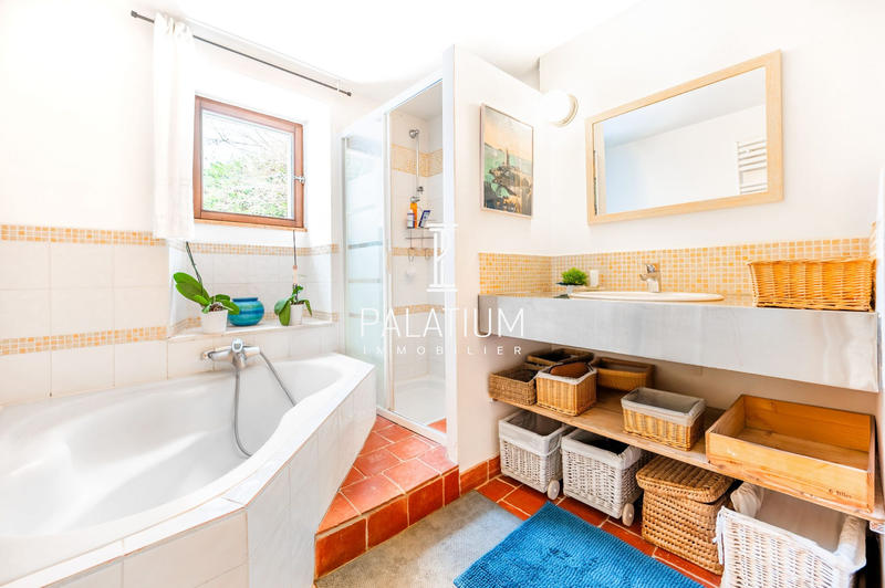 Bastide - 500 m² - 12 pièces