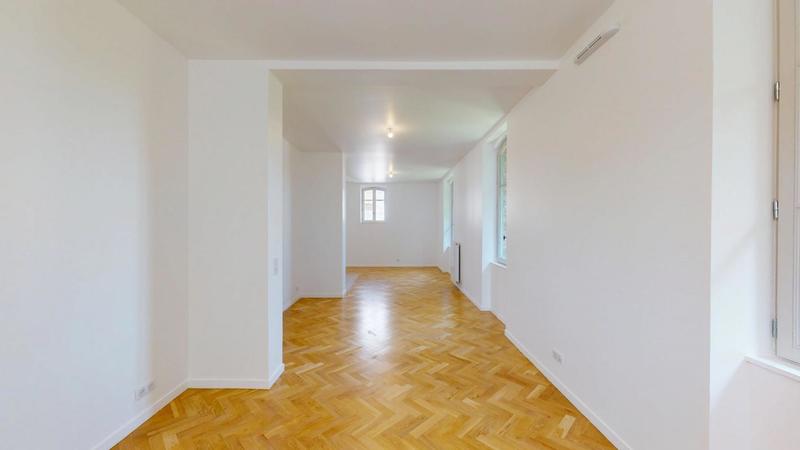 Appartement - 125 m² - 5 pièces