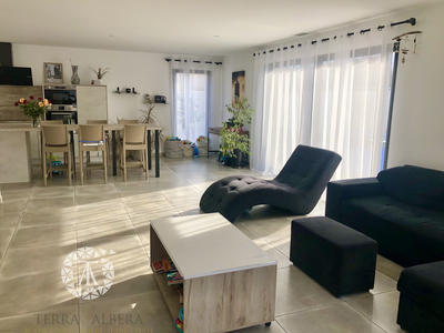 Villa - 123 m² - 4 pièces