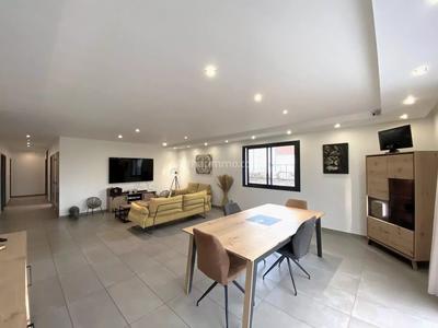 Maison - 185 m² - 7 pièces