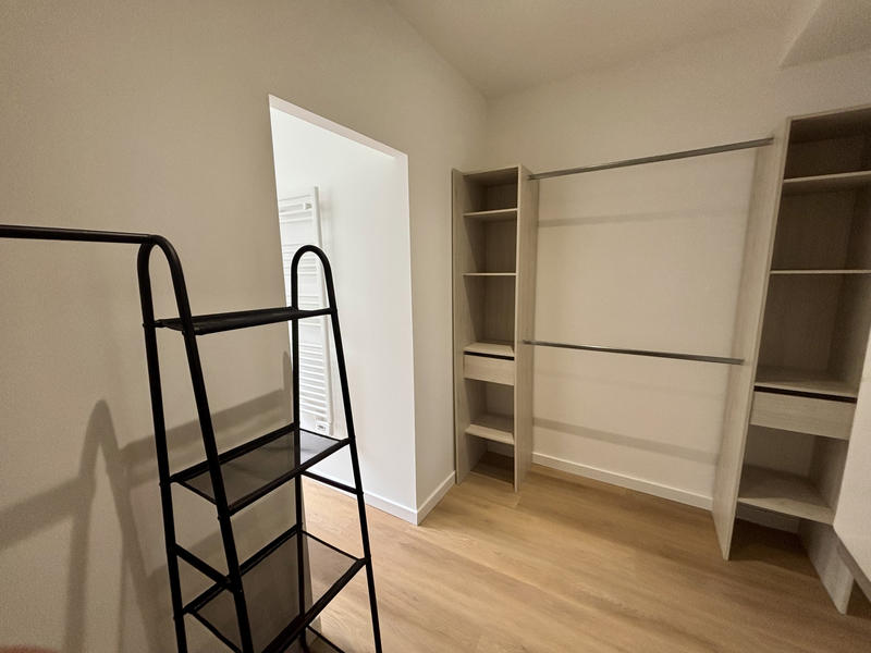 Appartement - 100 m² - 4 pièces