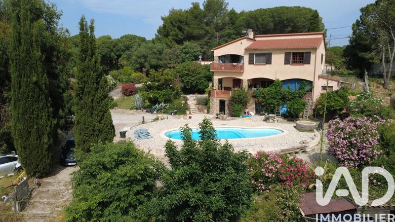 Maison - 170 m² - 6 pièces