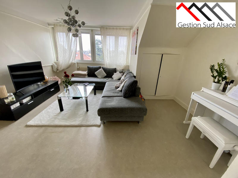 Appartement - 90 m² - 4 pièces