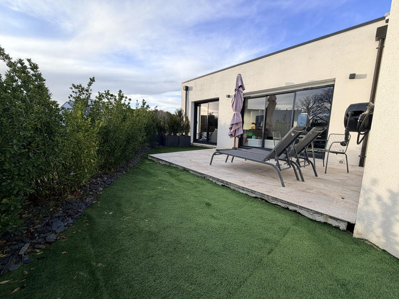 Maison - 90 m² - 4 pièces