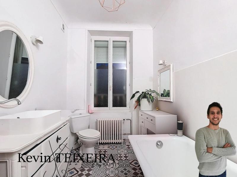 Maison - 147 m² - 8 pièces