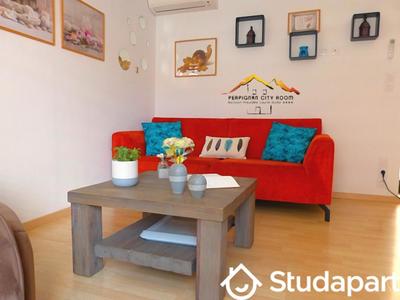 Chambre - 9 m² - 1 pièce