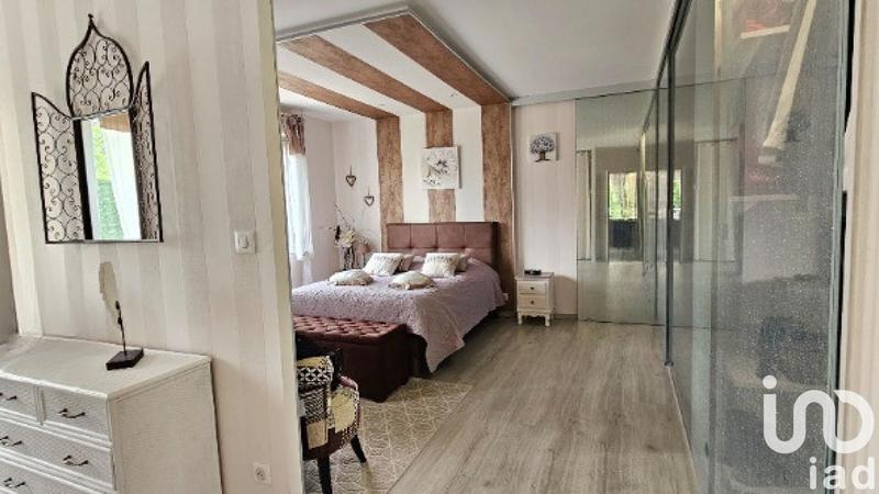 Maison - 188 m² - 8 pièces